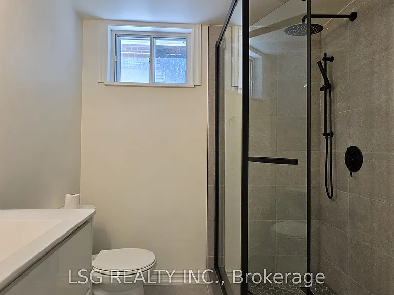 81 Norgrove Cres — Photo 13