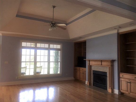 5th image of 4459 McMullen Dr