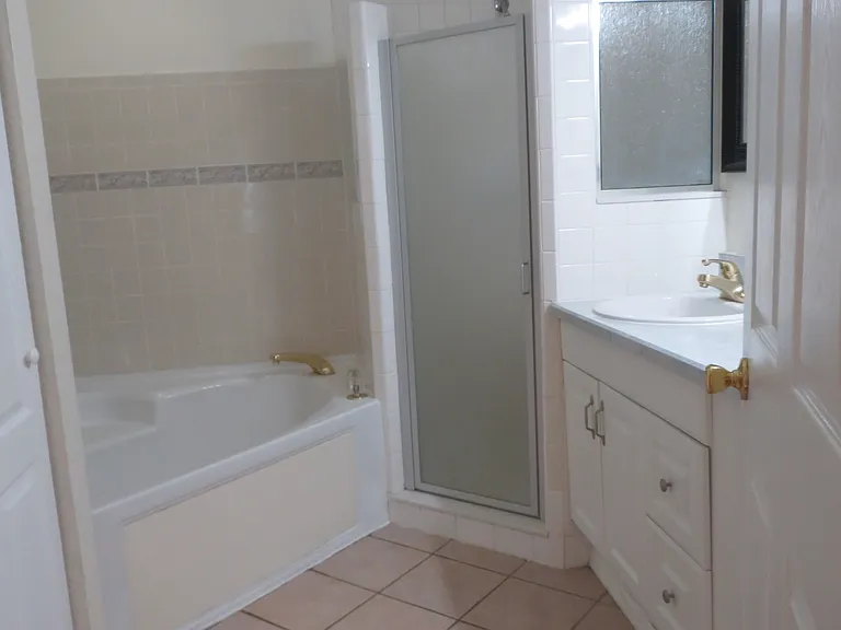 Oversized Master Bath w/ Dual Sinks, Designer Tub & Separate Shower