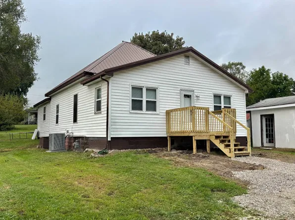 520 E Lake St, Marceline, MO 64658