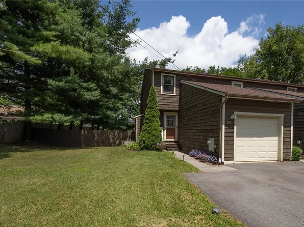 101 Tuller Rd, North Syracuse, NY 13212