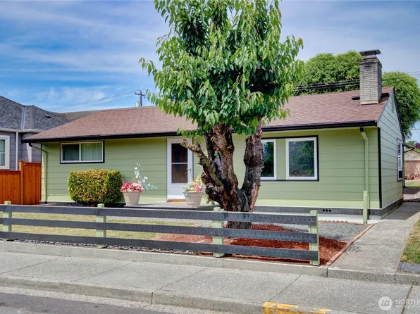 1709 2nd St, Marysville, WA 98270