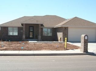 2409 Cobblestone, Clovis, NM 88101