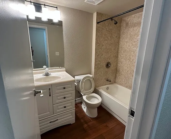 1872 S Pitkin Cir #0 — Photo 7