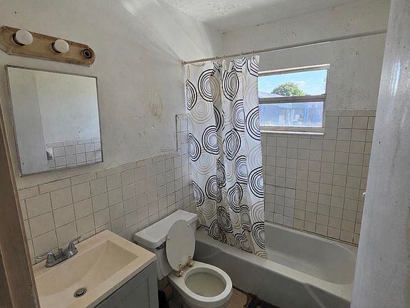 5th image of 516 N 19th Street