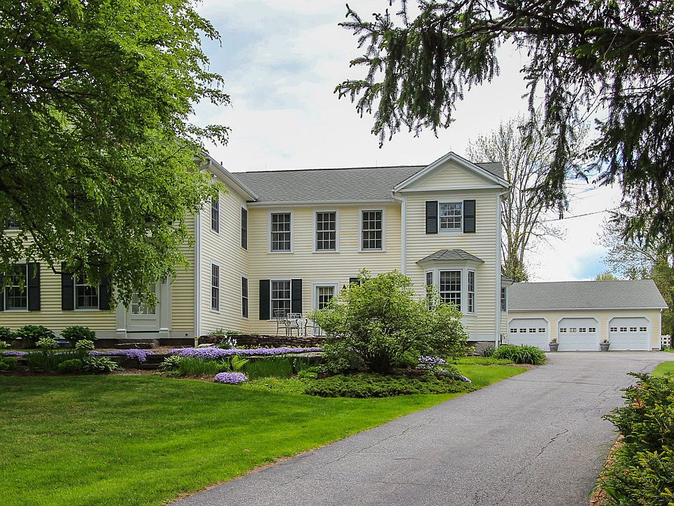 Cobble Hill Farm