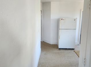 354 Hampden St #4R, Holyoke, MA 01040