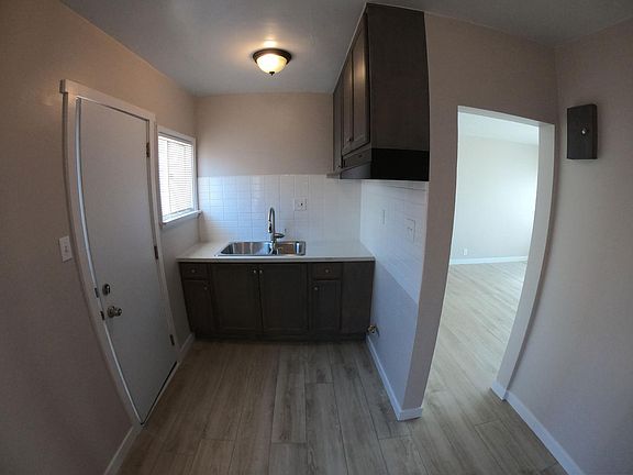 3rd image of 8941 McNerney Ave