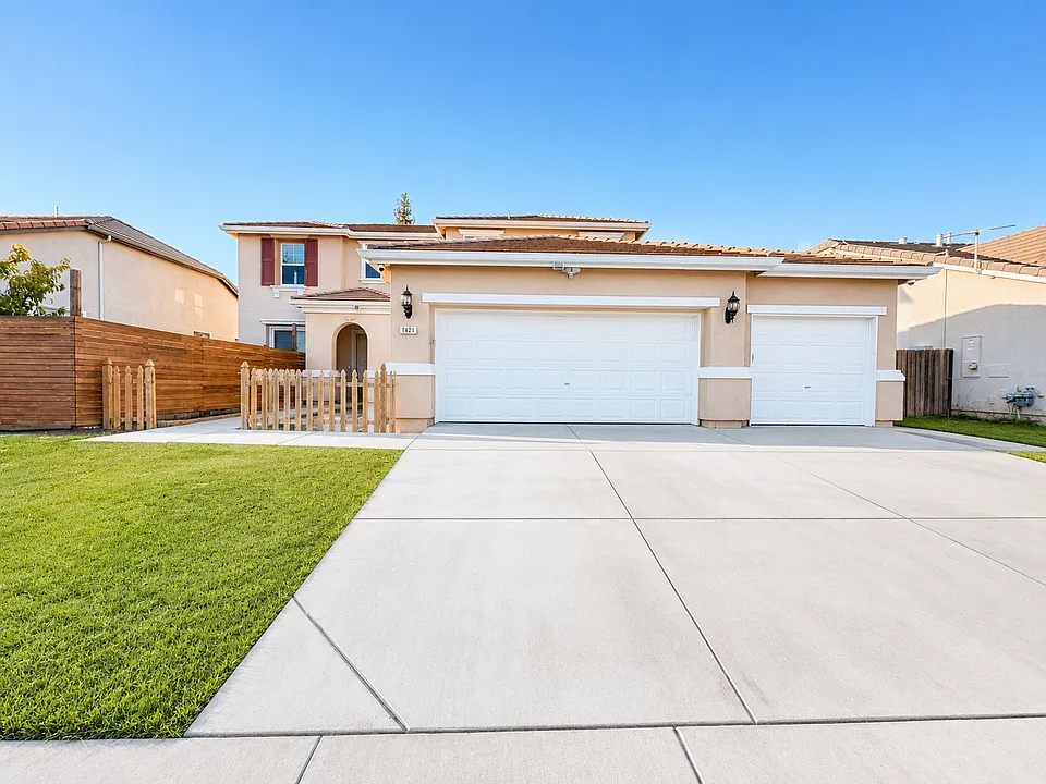 1421 Croydon Ct