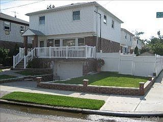 1st image of 1404 209th St