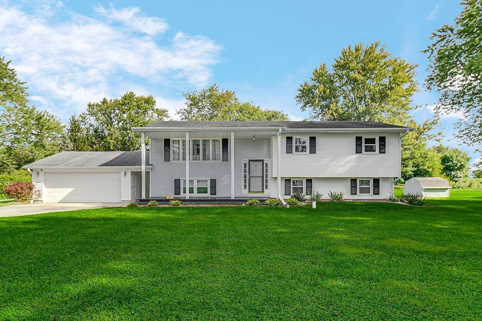 267 W 100 S photo 1