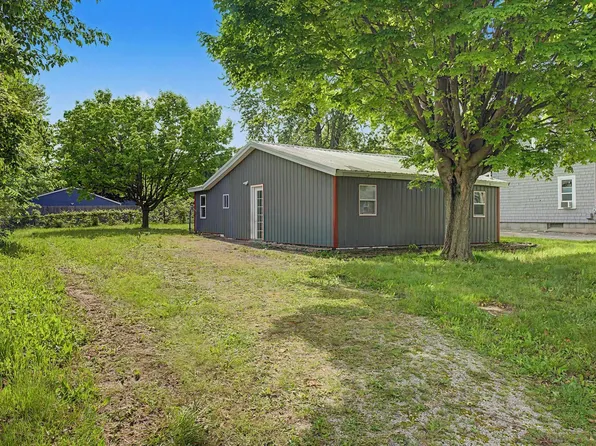 1201 Town St, Kendallville, IN 46755