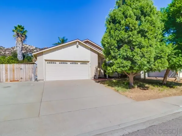 10422 Bosque Dr, Lakeside, CA 92040