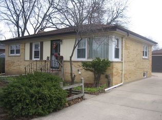 481 N Mount Prospect Rd, Des Plaines, IL 60016