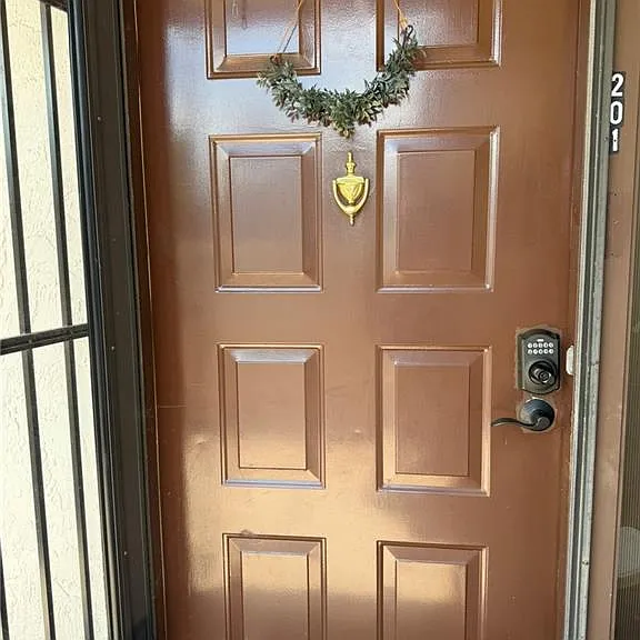 576 Retreat Dr #201 — Photo 42