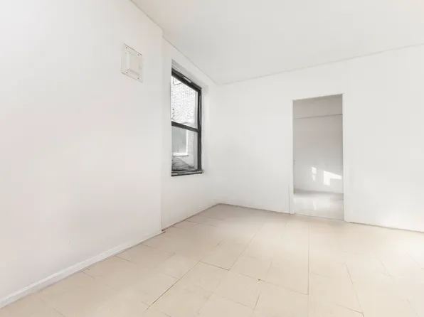 195 South 4th Street image 9 of 11