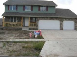 234 10th St NW, Altoona, IA 50009