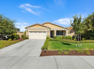 30840 Carriage Hill Dr, Menifee, CA 92584