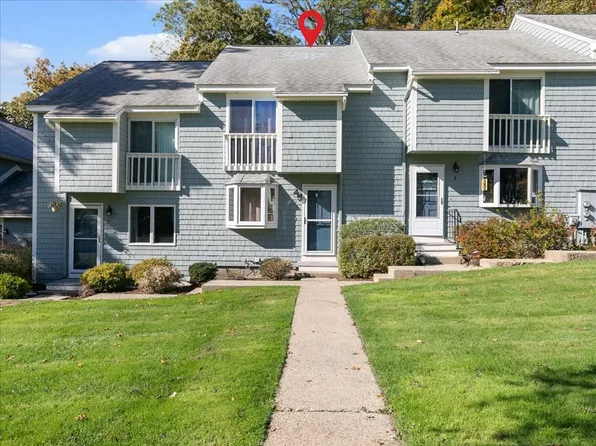 7 Acadia Kimball Rd, Amesbury, MA 01913