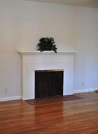 4th image of 2325 Midwickhill Dr