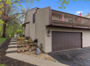 275 River Woods Ln, Burnsville, MN 55337