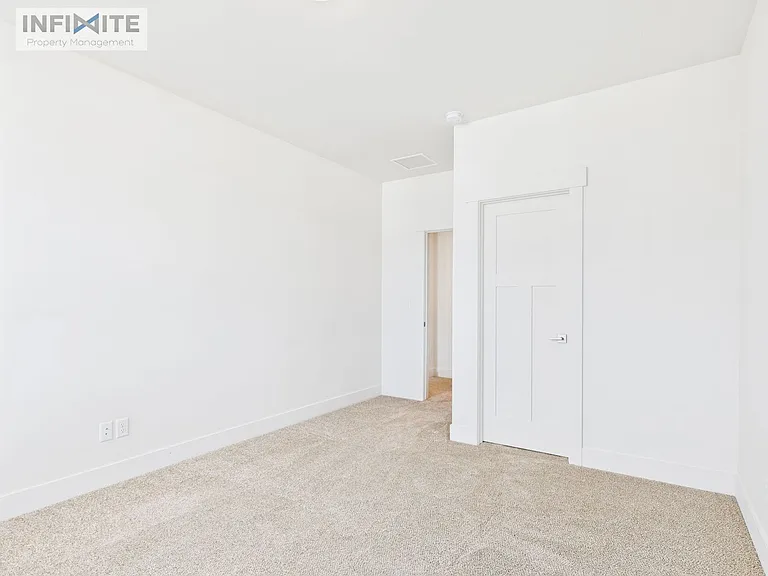 1611 Wyatt Earp Ct — Photo 16