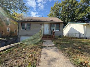 5400 Norton Ave, Kansas City, MO 64130