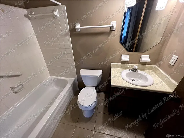 8774 Shadycreek Dr — Photo 25