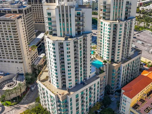 9066 SW 73rd Ct APT 1210, Miami, FL 33156