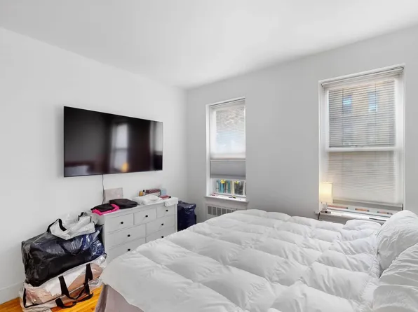 319 East 73rd Street image 13 of 23