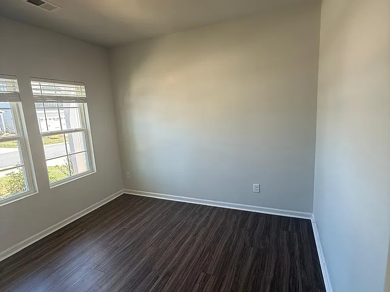 3909 Angel Hill Ln — Photo 5