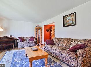 3 Buxton Dr, East Windsor, NJ 08520