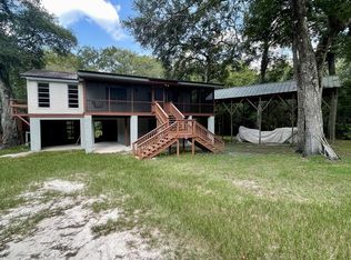 675 SE J M Ridgeway Blvd, Branford, FL 32008