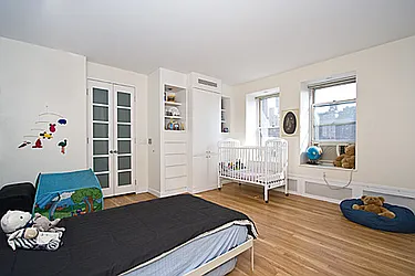 Rented by Olshan Realty