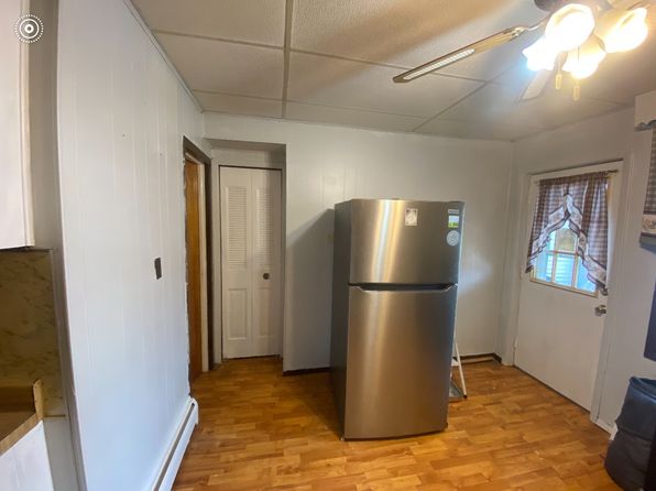 32 S Catherine St #1, Shenandoah, PA 17976