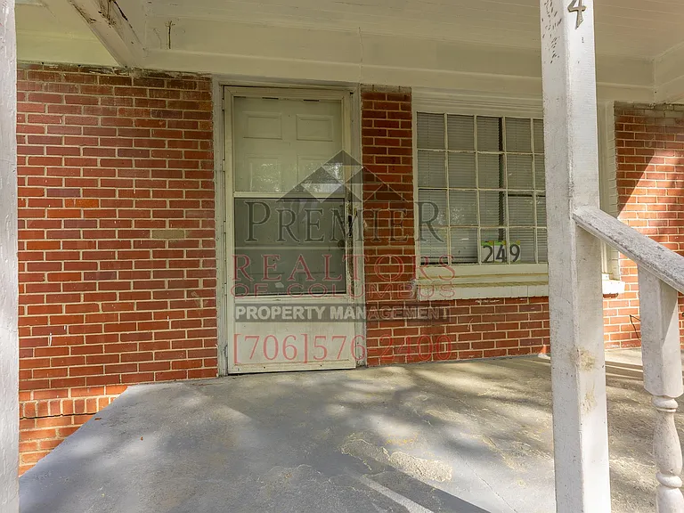 249 32nd Ave — Photo 5