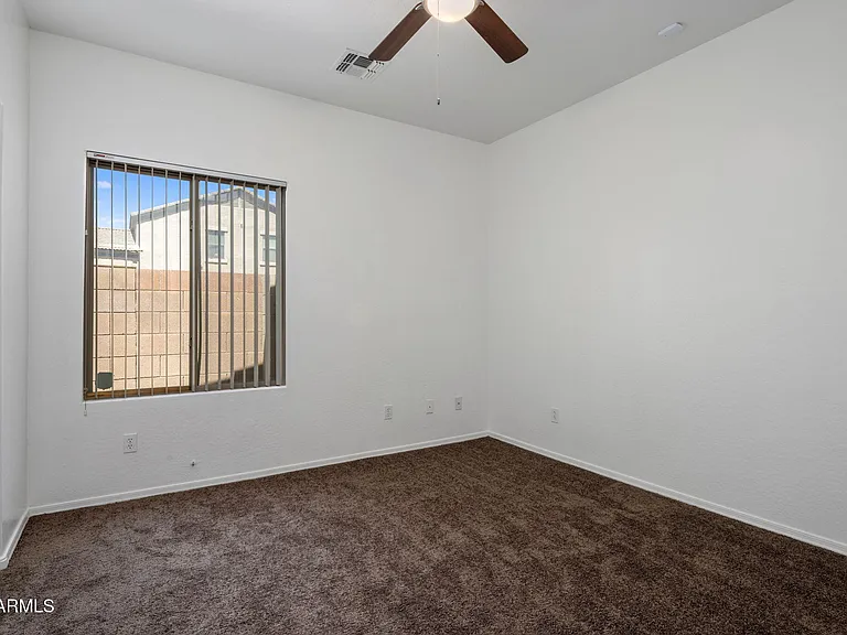 17862 W Caribbean Ln — Photo 22