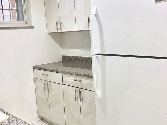 2nd image of 4147 Bedford Ave #2