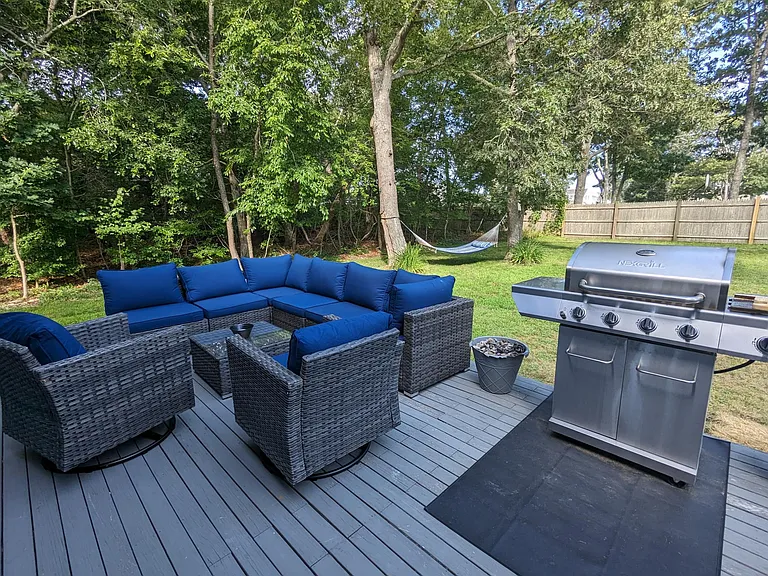 18 Chamberlain Ct — Photo 5