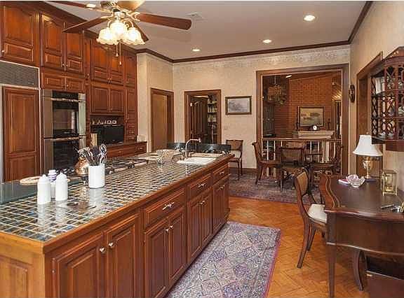 5th image of 1116 Rivercrest Dr