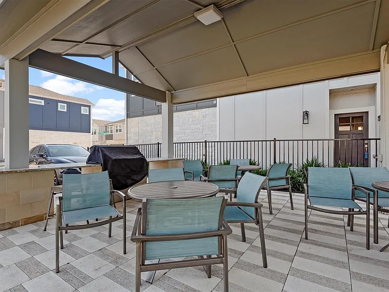 1520 Parkland Oak Dr — Photo 27