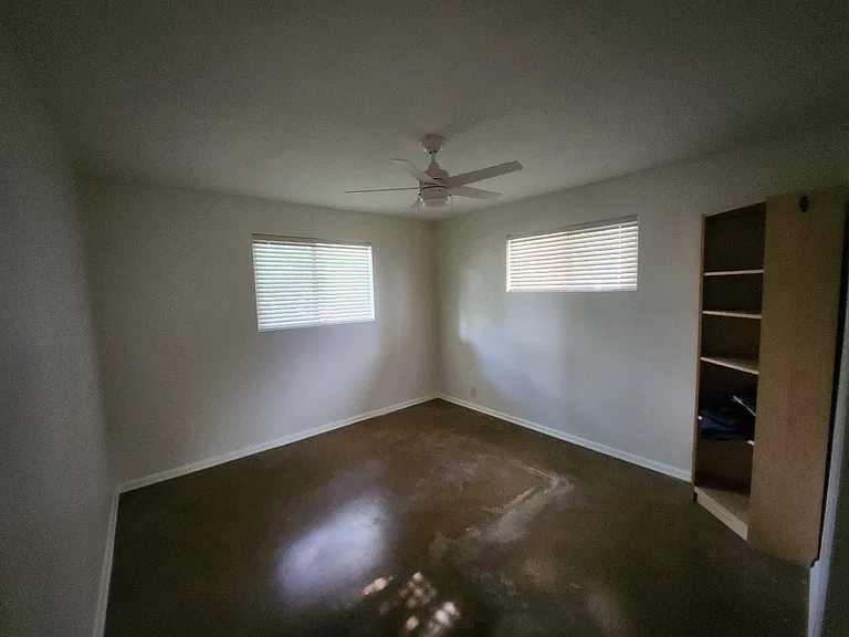 1519 E Cedar St — Photo 17