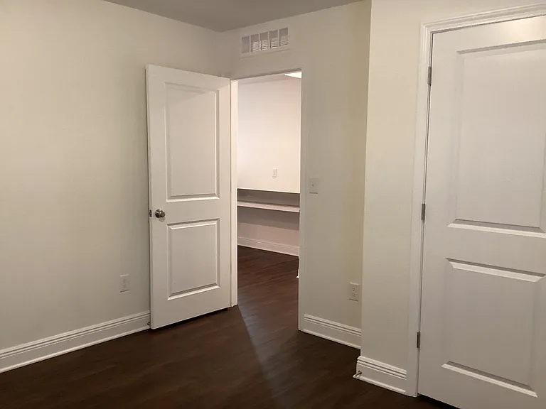 22407 Bellini Cir — Photo 16