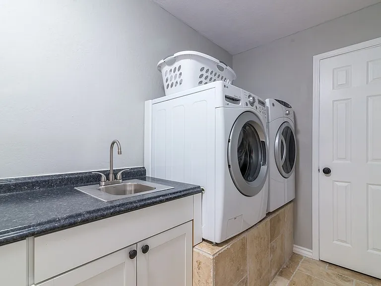 Laundry Room Cabinet