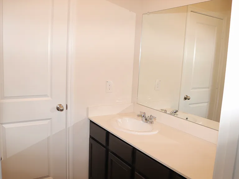 1436 Briar Hill Dr — Photo 14