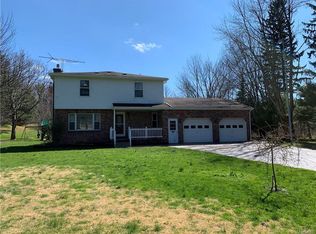 284 Sinn Rd, Cowlesville, NY 14037