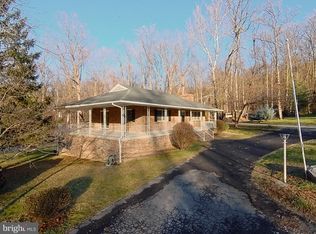679 Gray Fox Rd, Harpers Ferry, WV 25425