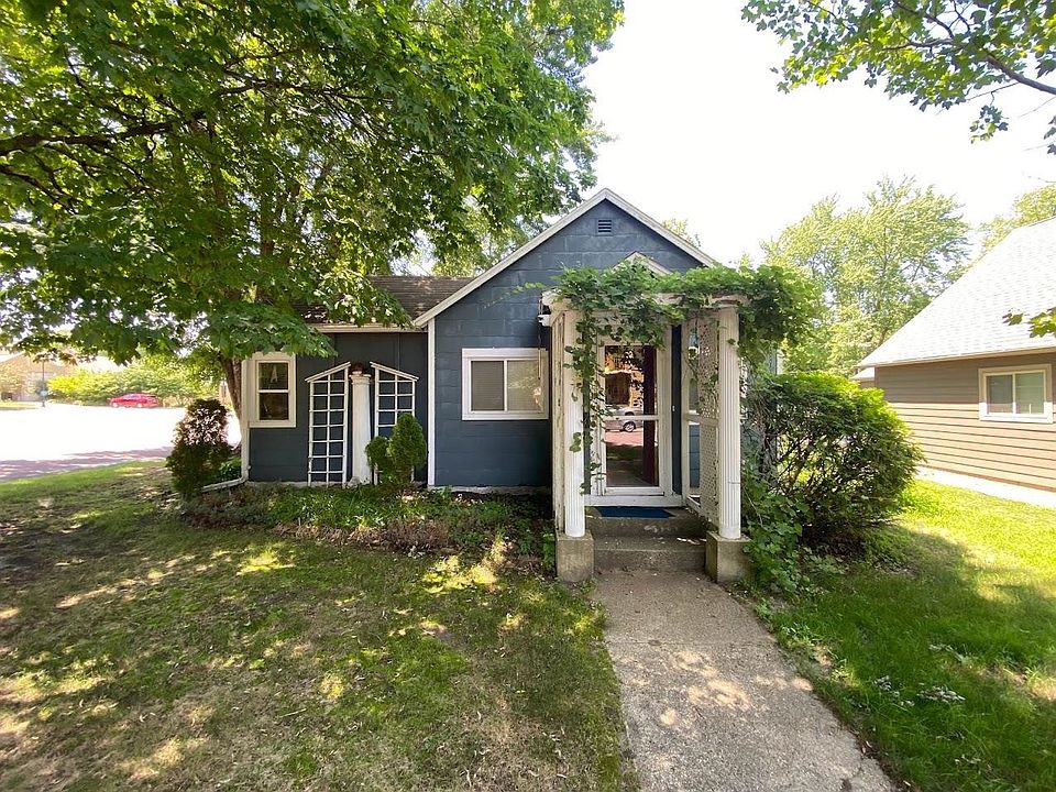 1st image of 912 Gary Ave