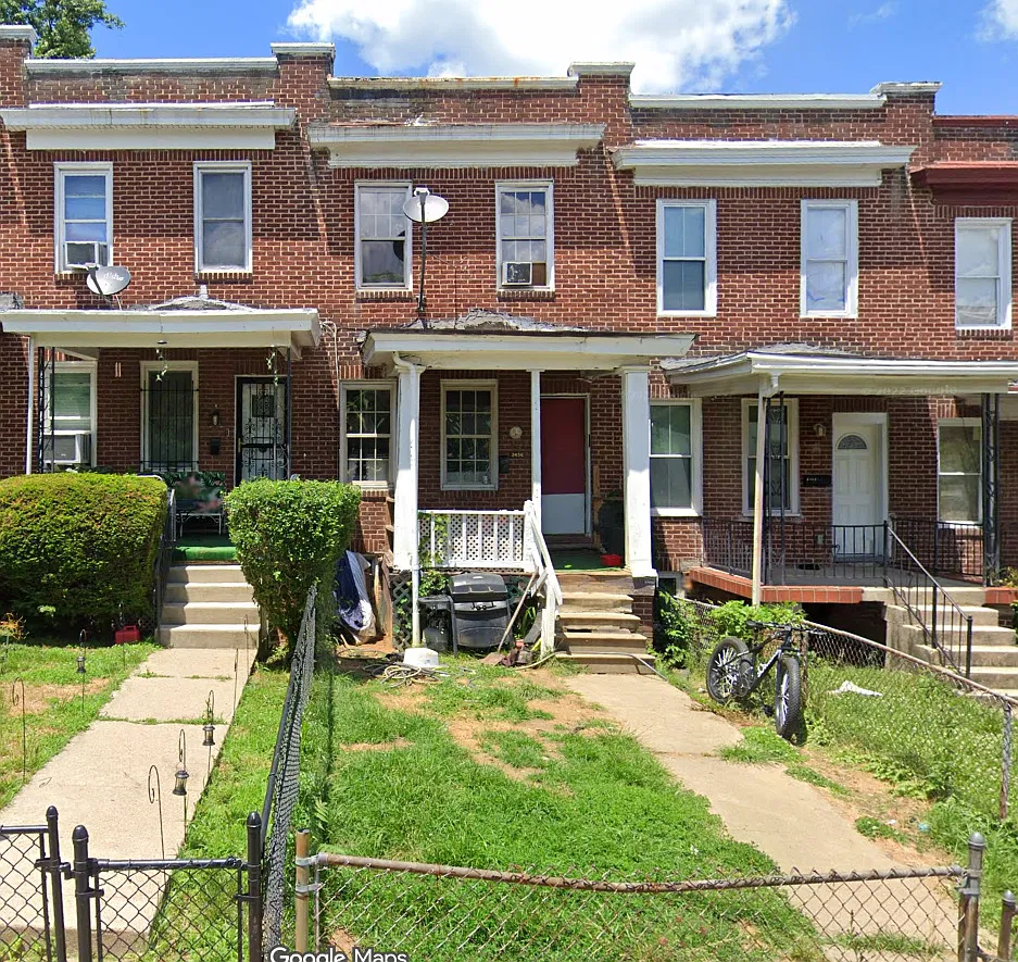 3 bed, 1200 sqft, $1,200 — Photo 1
