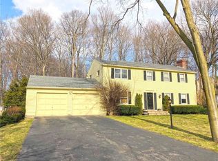 132 Tobey Rd, Pittsford, NY 14534